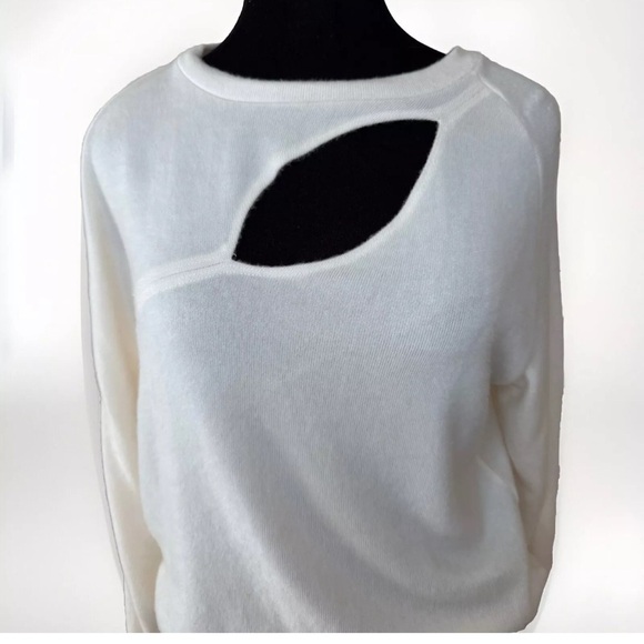 LNA Sweater Sz S Cutout Top Ivory Eggnog Brushed Soft Stretchy Comfy Sexy Shirt - Picture 4 of 9